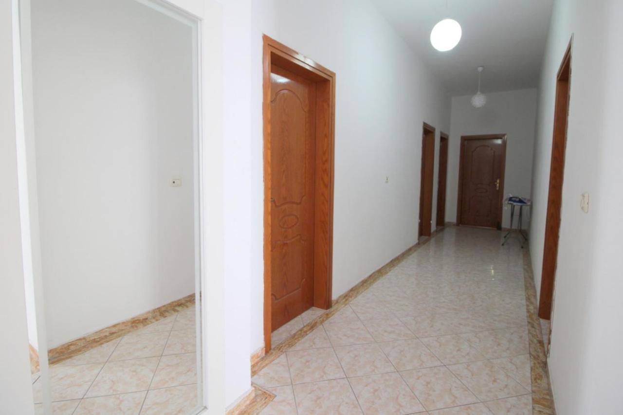 Hotel Vila Vilson Σαράντα Δωμάτιο φωτογραφία