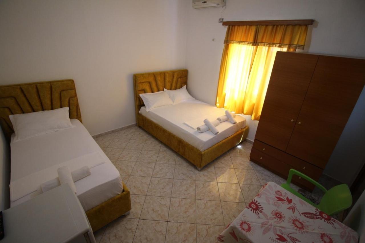 Hotel Vila Vilson Σαράντα Δωμάτιο φωτογραφία